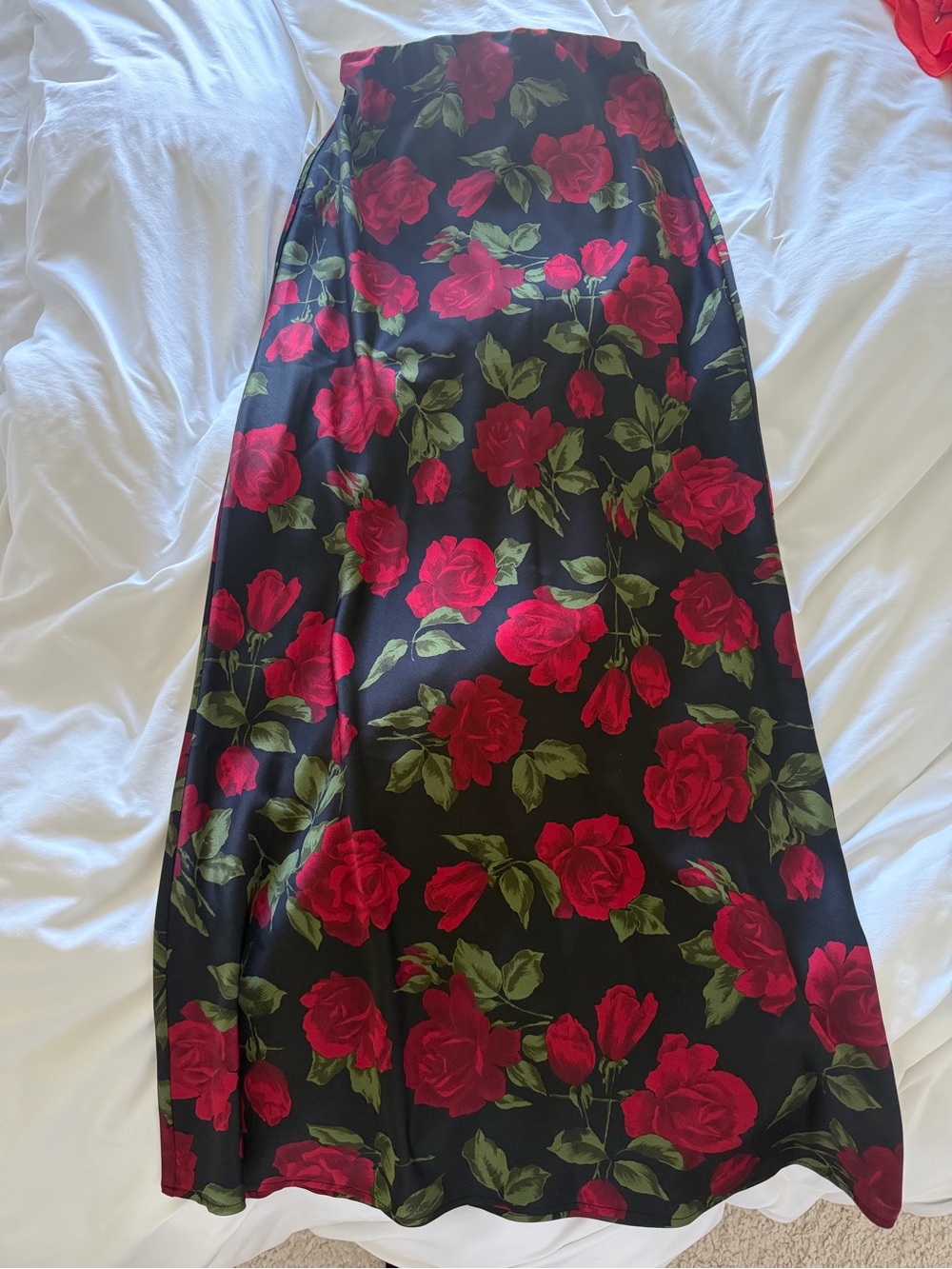 Show Me Your Mumu Floral Red Rose Print on Black Background Maxi Skirt size S